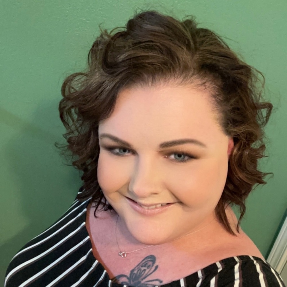 Meet your Posher, Christine